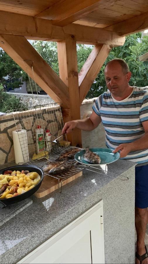 Miro Apartmani Ražanac Eksteriør bilde